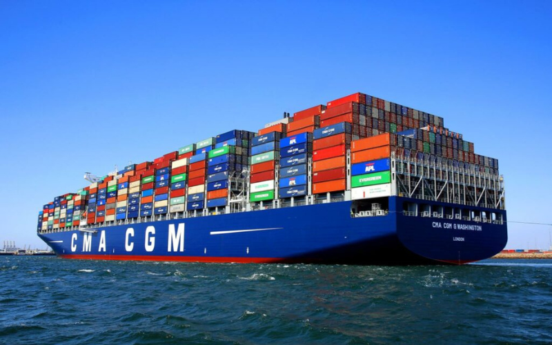 CMA CGM Điều Chỉnh Phụ Phí Vận Chuyển Container