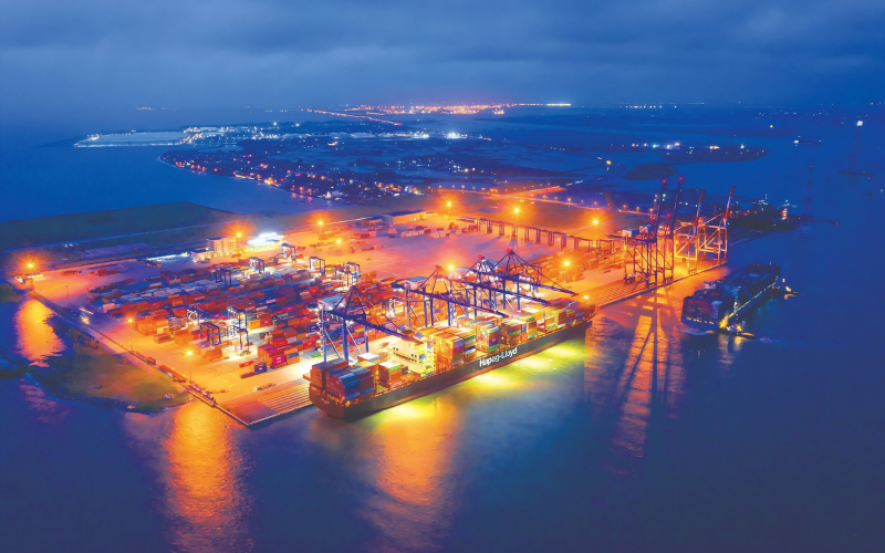 Công Nghệ Hiện Đại Trong Quản Lý Logistics