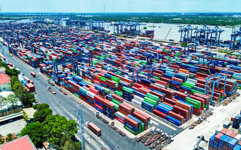 Đảm Bảo Tiến Độ Và An Toàn Hàng Hóa