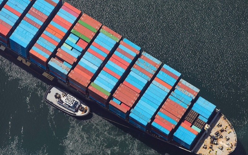 Doanh Nghiệp Đối Mặt Thách Thức Vận Chuyển Đường Biển