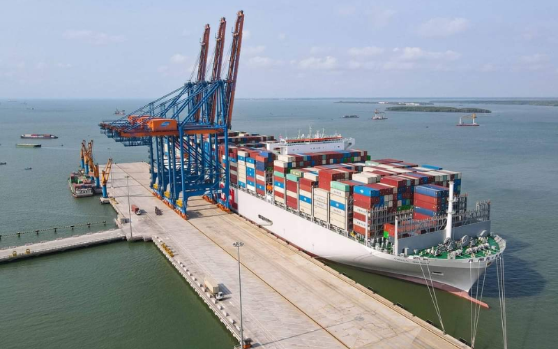 Động Lực Phát Triển Giao Thương