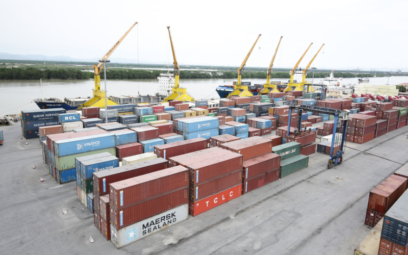 Giảm Tải Cảng Biển Cho Vận Tải Biển