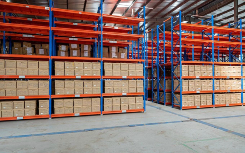 Hệ thống kho bãi được quy hoạch bài bản giúp quy trình giao nhận trong chuỗi vận tải nội địa diễn ra nhanh chóng.