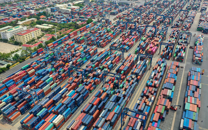 Làm Thủ Tục Tại Cảng Cát Lái