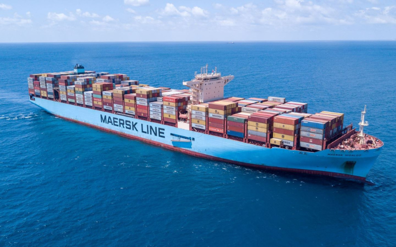 Maersk Tăng Phụ Phí PSS Vận Chuyển Container