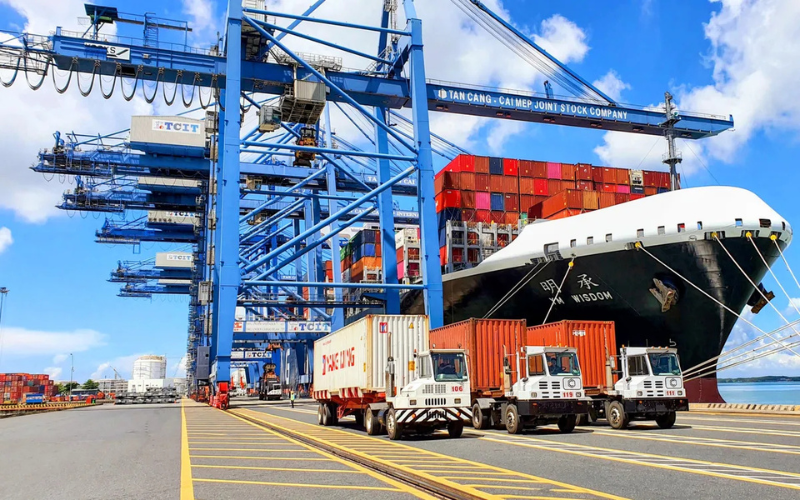 Quy Định Tàu Thuyền Quá Cảnh Chuyển Cảng Logistics