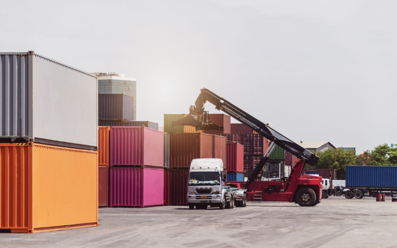 Rút Ngắn Thời Gian Di Chuyển Vận Chuyển Container Đến Cảng