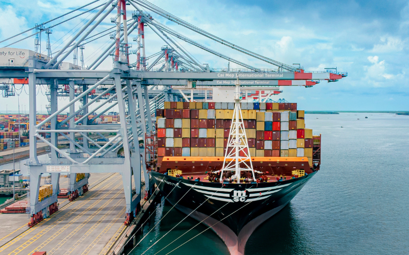 Tác Động Của Rollover Vận Chuyển Container Đến Xuất Nhập Khẩu