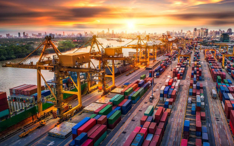 Thách Thức Kết Nối Vận Tải Biển