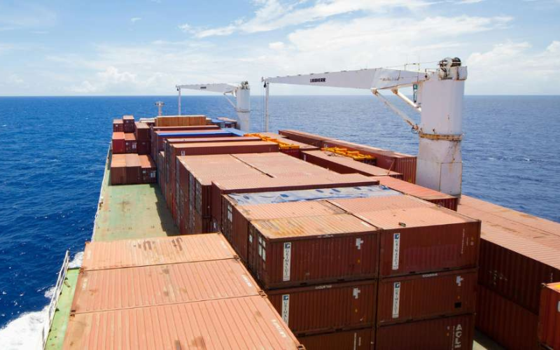 Thị Trường Quốc Tế Ảnh Hưởng Tuyến Vận Chuyển Container