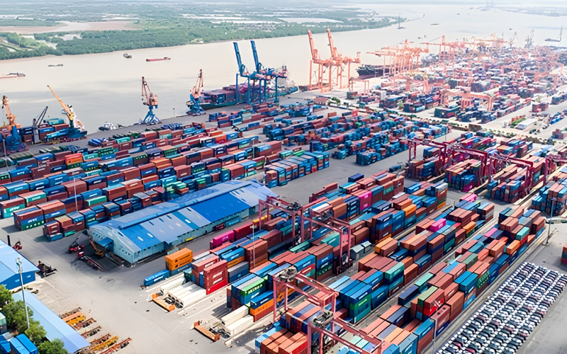 Triển vọng vận tải đường biển cho logistics việt nam