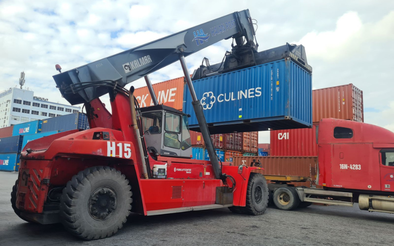 Trường Hợp Kiểm Soát Thủ Công Truyền Thống Logistics