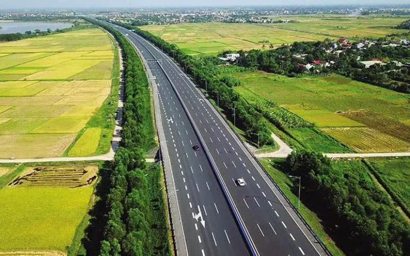 Tuyến cao tốc Bắc Nam phía Đông, hạ tầng giao thông trọng điểm thúc đẩy phát triển vận tải đa phương thức và giảm chi phí logistics Việt Nam.