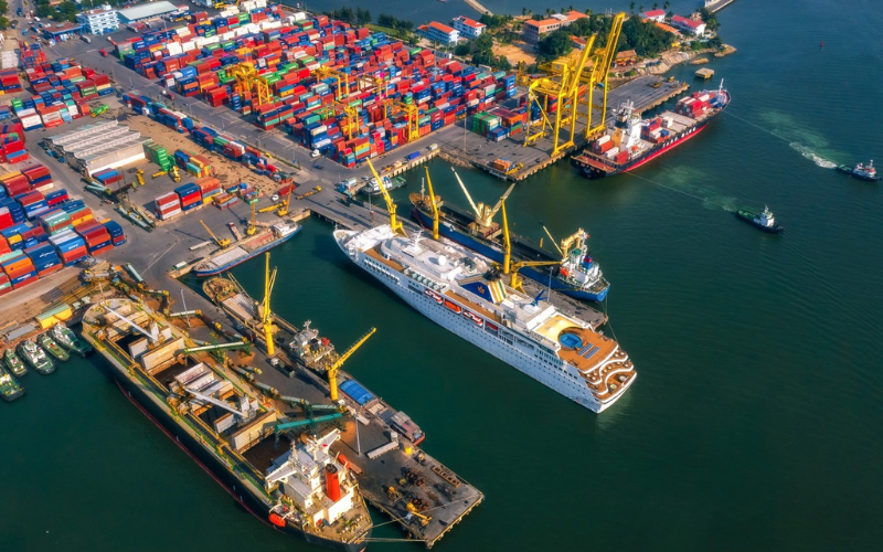 Ứng Dụng Công Nghệ Hiện Đại Vận Chuyển Đường Biển