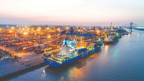 Expand international transportation services