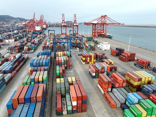 Máy bay vận tải